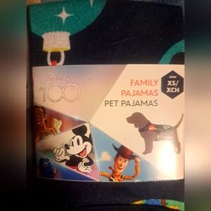 🙂 3/15 Disney pet new pajamas xs🎄